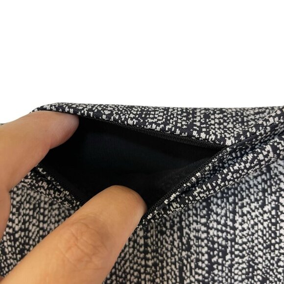 Athleta Delancey Textured Moto Tight S Black White Pull On Legging Zip Pockets - Picture 4 of 7